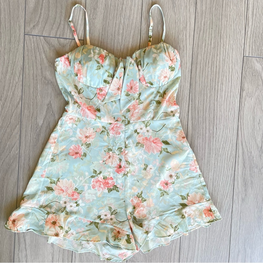 NWOT Floral Romper
